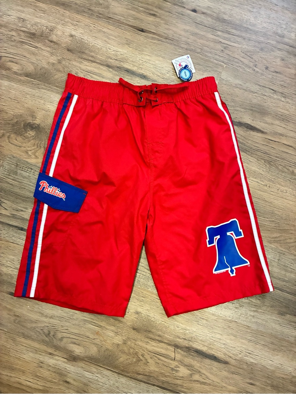 Genuine Merchandise Philadelphia Phillies Logo Swim Trunks Red XL